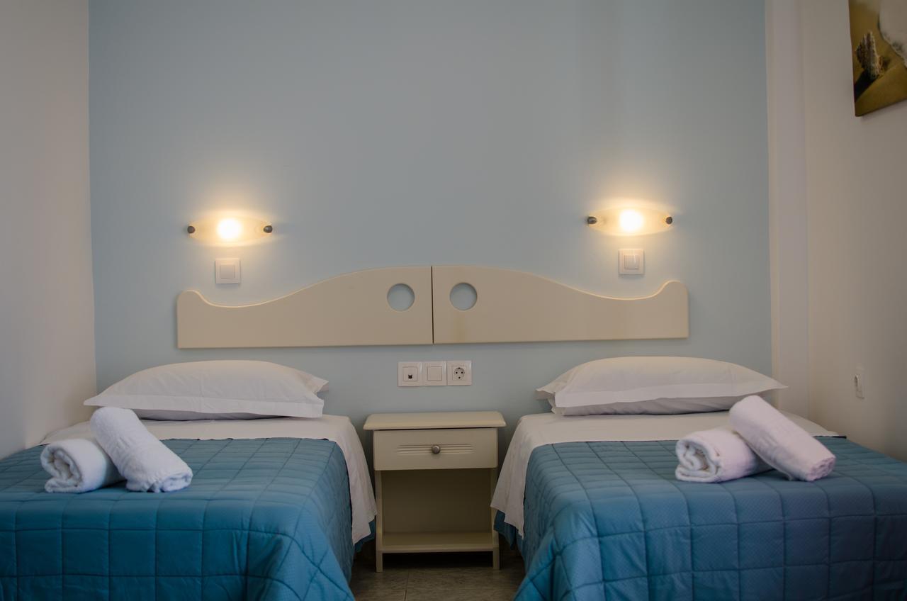 Athena Rooms Chora Exterior foto