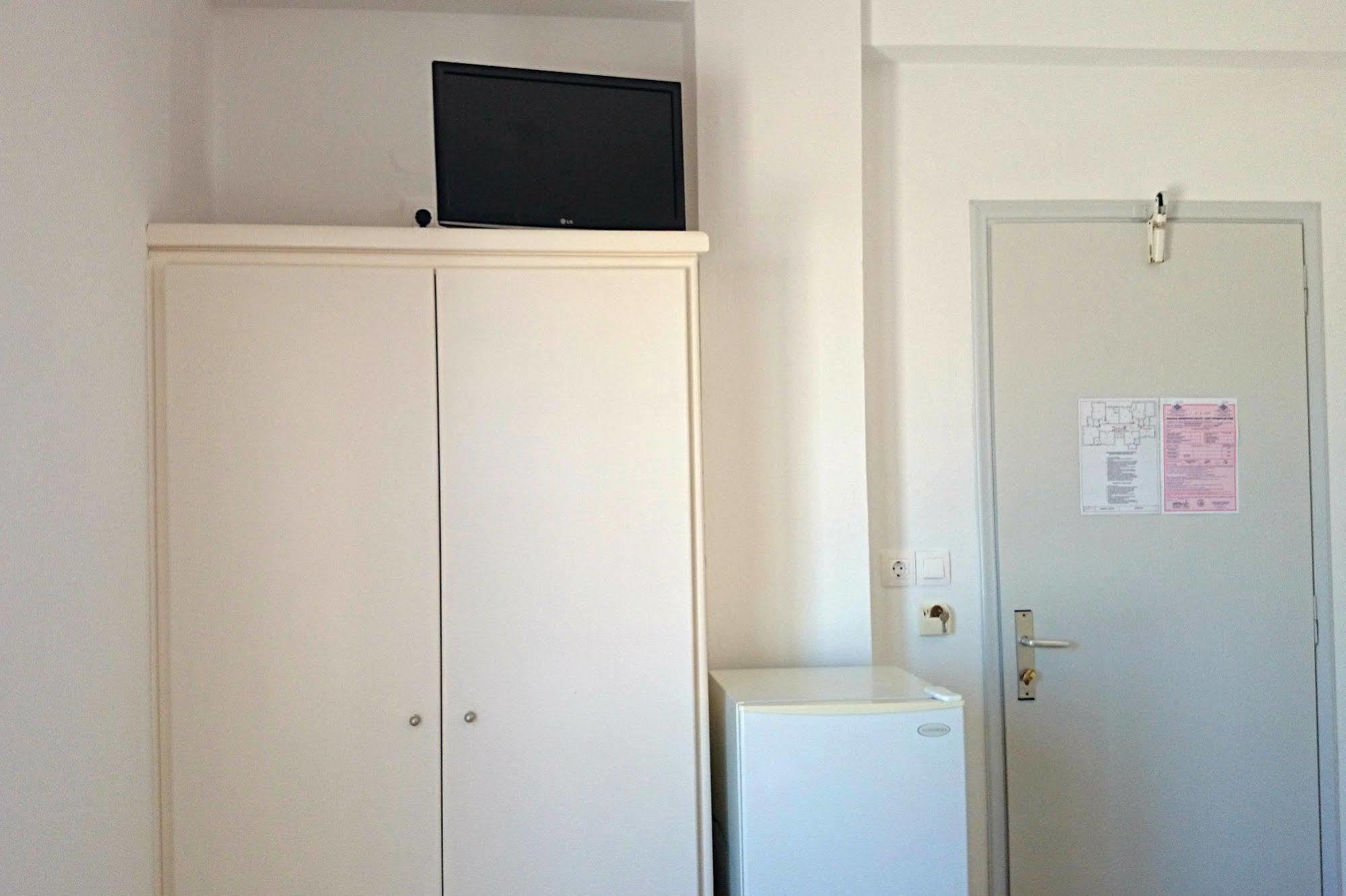 Athena Rooms Chora Exterior foto