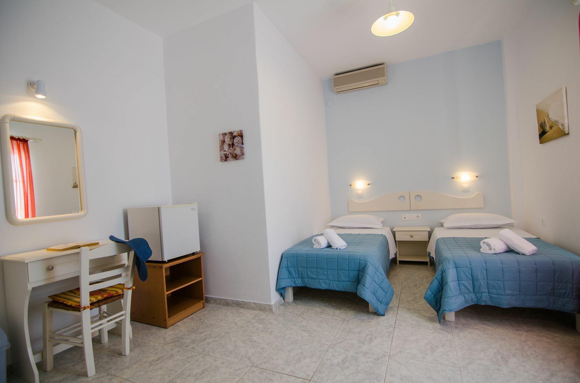 Athena Rooms Chora Exterior foto
